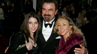 Photo of The Truth About Tom Selleck’s Relationship With His Daughter, Hannah Margaret