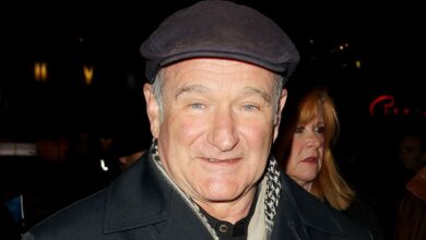 Photo of Robin Williams’ Secret Struggle With Parkinson’s Disease Revealed in ‘Robin Williams: When the Laughter Stops’