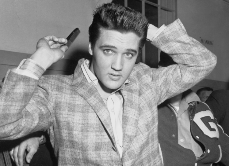 Elvis Presley: David Bowie ‘Couldn’t Believe’ They Had the Same ...