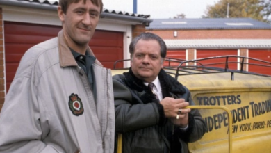 Photo of David Jason “would love to” reprise Only Fools and Horses role