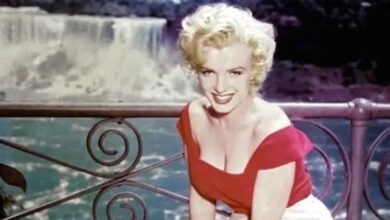 Photo of When Marilyn Monroe was at Niagara Falls