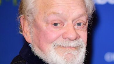 Photo of Only Fools and Horses legend David Jason’s beautiful bond with daughter who made him dad for first time aged 61