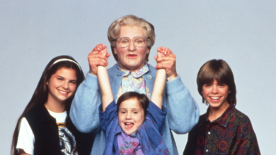 Photo of Robin Williams Warned ‘Mrs. Doubtfire’ Teen Co-Star Against Doing Drugs: ‘It Was Painful for Him’