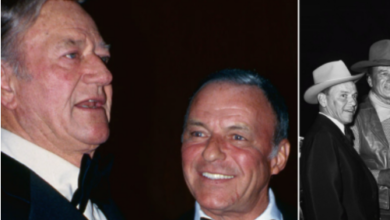 Photo of Frank Sinatra and John Wayne Nearly Came to Blows Over Sinatra ‘Crony’ JFK and Communism .