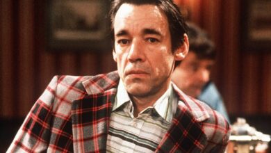 Photo of The extraordinary life of Only Fools and Horses star Roger Lloyd Pack who’s been in everything from Harry Potter and Doctor Who to the voice of Tottenham Hotspur