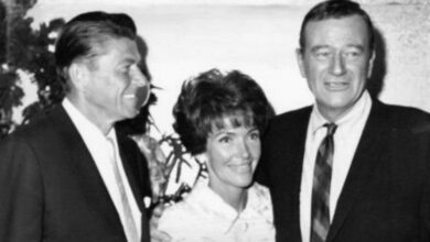 Photo of Ronald Reagan shared how he never forgot John Wayne’s support for him ?