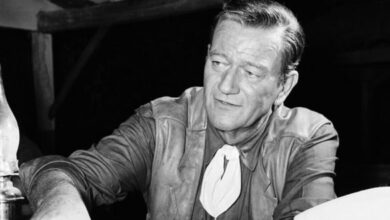 Photo of John Wayne Once Blasted a Clint Eastwood Classic Western as a ‘Piece of S–t’