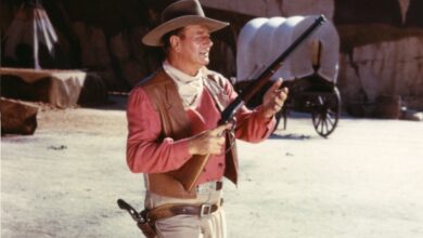 Photo of John Wayne’s ‘Rio Bravo’ Dynamite Final Shootout Idea Came From Director’s Daughter