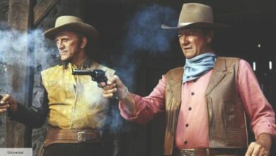 Photo of John Wayne and Kirk Douglas never saw “eye-to-eye” outside the movies