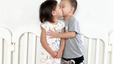 Photo of “Tan chảy” trước loạt khoảnh khắc của cặp sinh đôi nhà Hà Hồ: Lisa mới hơn 2 tuổi đã biết chăm em trai, thái độ của Leon với chị cũng đáng chú ý