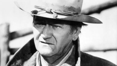 Photo of John Wayne’s simple character trick that transformed Hollywood cliché