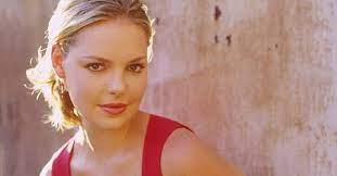 Photo of Katherine Heigl Takes A Moment to Remember