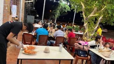 Photo of 1 hàng hải sản bình dân ở Nha Trang có gì đặc biệt mà Hồ Ngọc Hà bất ngờ ghé tới?