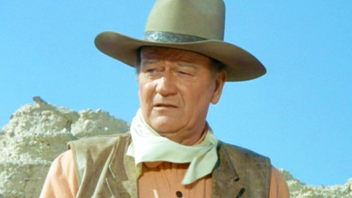 Photo of John Wayne told a fellow Western legend his film was a ‘piece of sh*t’