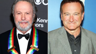 Photo of Billy Crystal Says He’s ‘Missing My Friend’ Robin Williams at Kennedy Center Honors